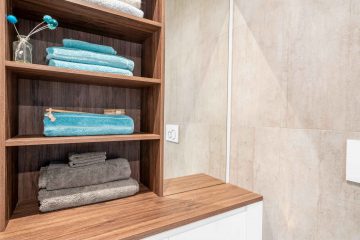 Waiatarua Road Bathroom